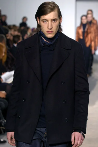 Look 12